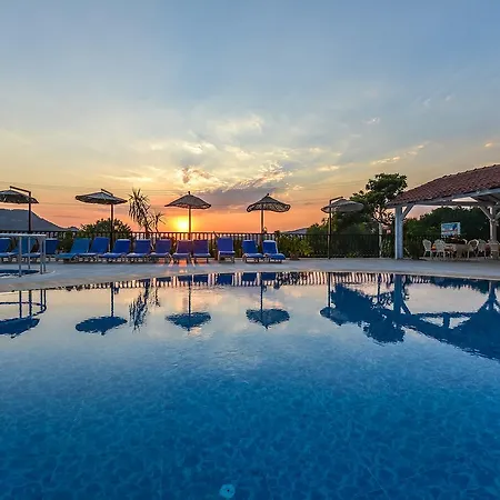 Seyir Village 3*